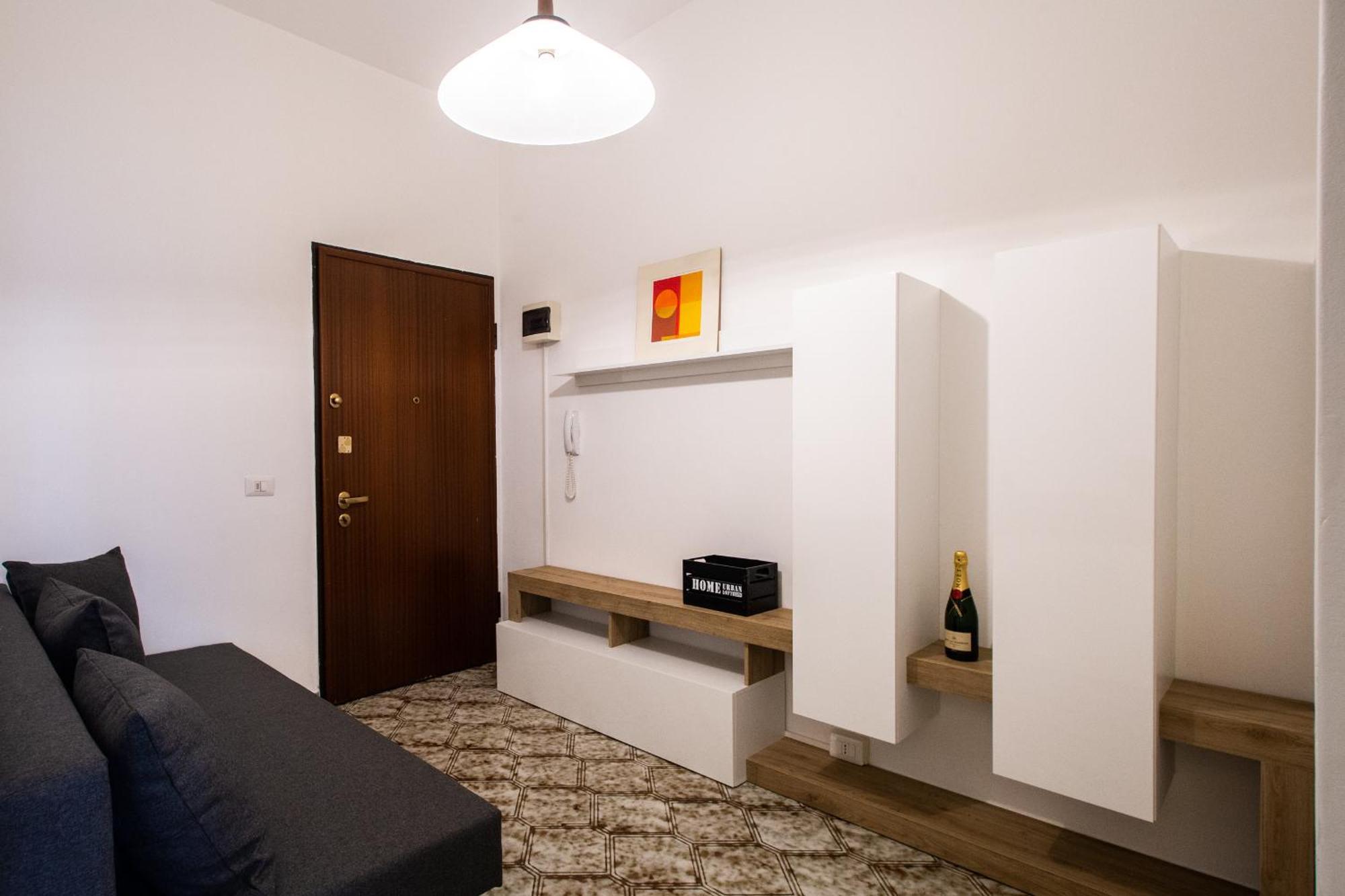 Milano-Linate Suite Self Check In & Free Parking Exterior foto